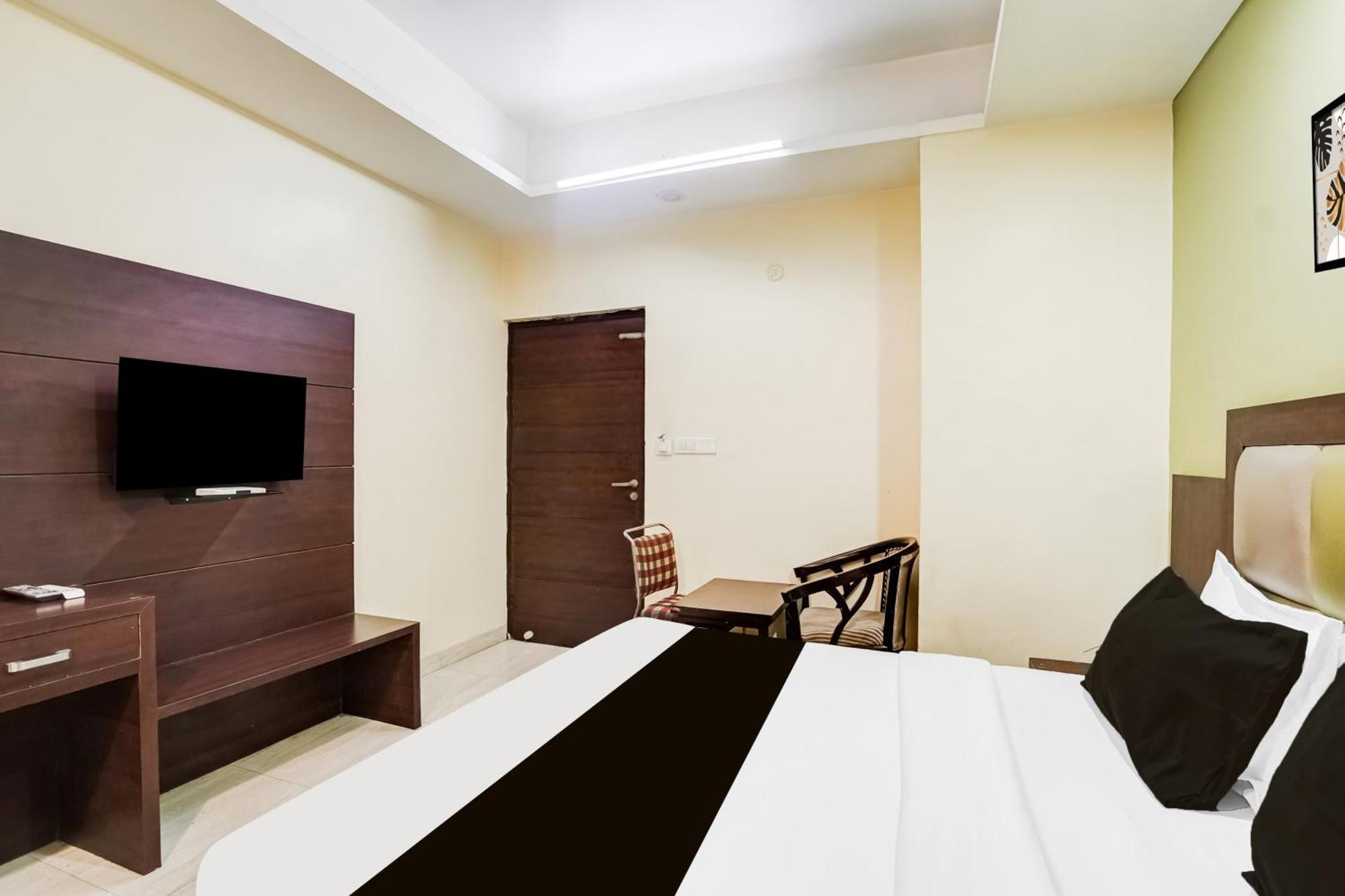 Super Townhouse Sikar Road Jaipur Formerly Hotel Aroma Inn מראה חיצוני תמונה